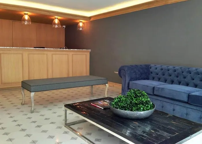 Hotel Plaza Revolución