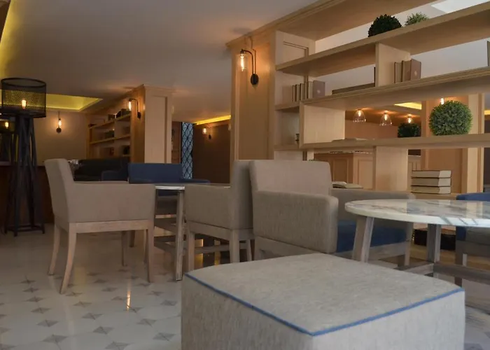 Hotel Plaza Revolución
