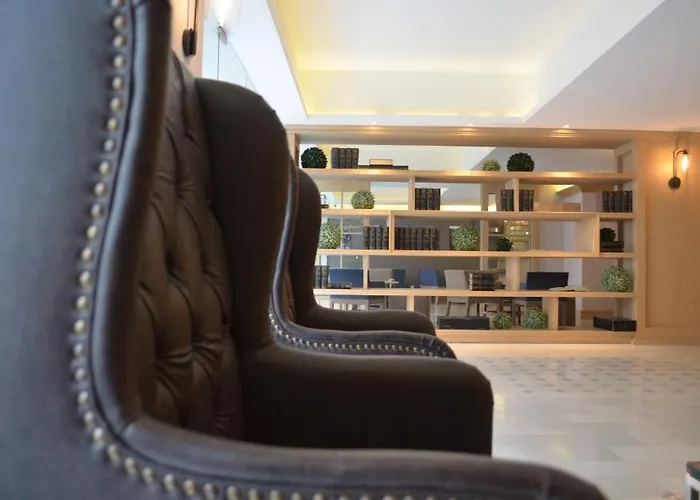 Hotel Plaza Revolución